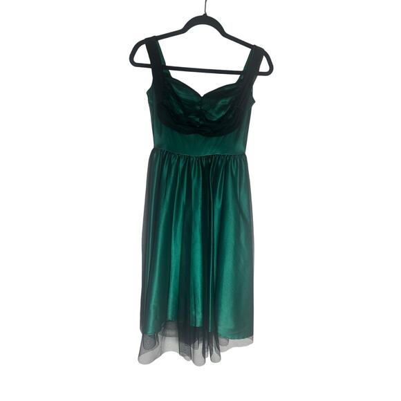 Stop Staring! Women's 6 Emerald Green Fit & Flare Party Dress Vintage-Inspired - Picture 4 of 13